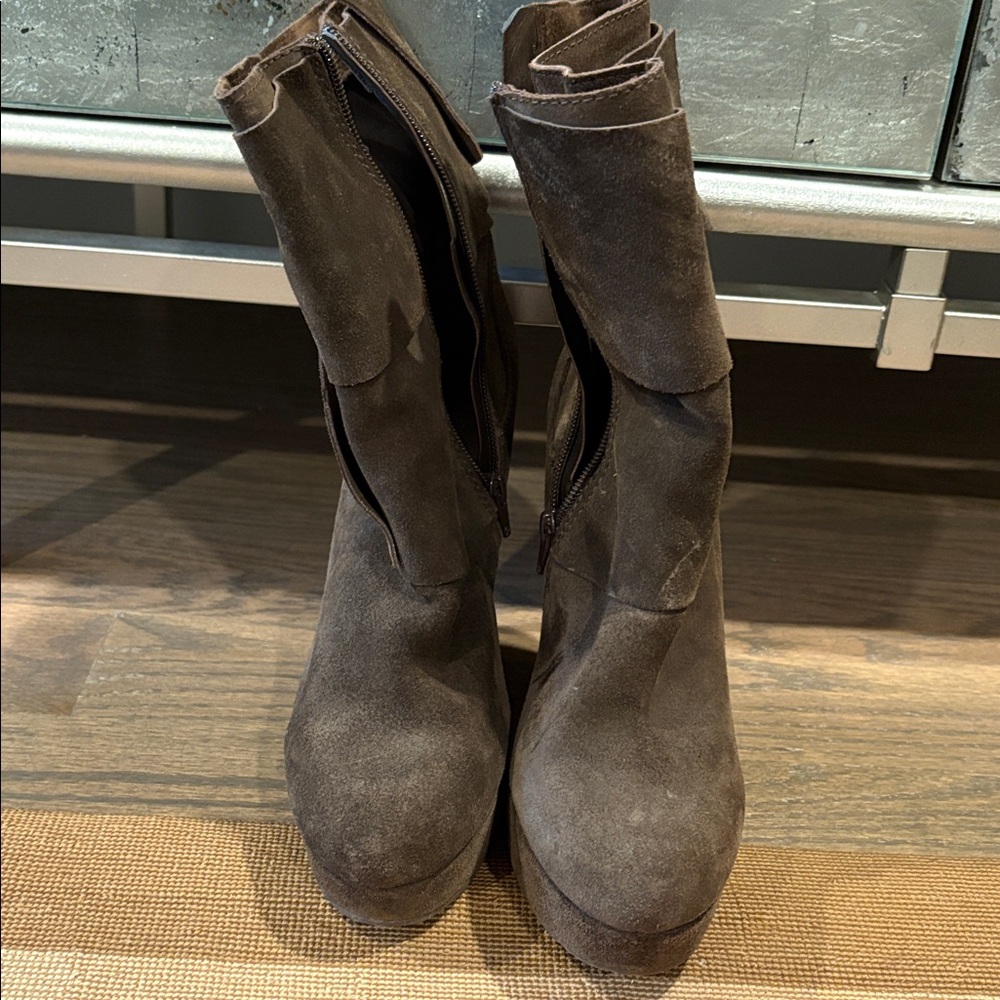 Calvin Klein Harper brown suede platform boots. Size 9.